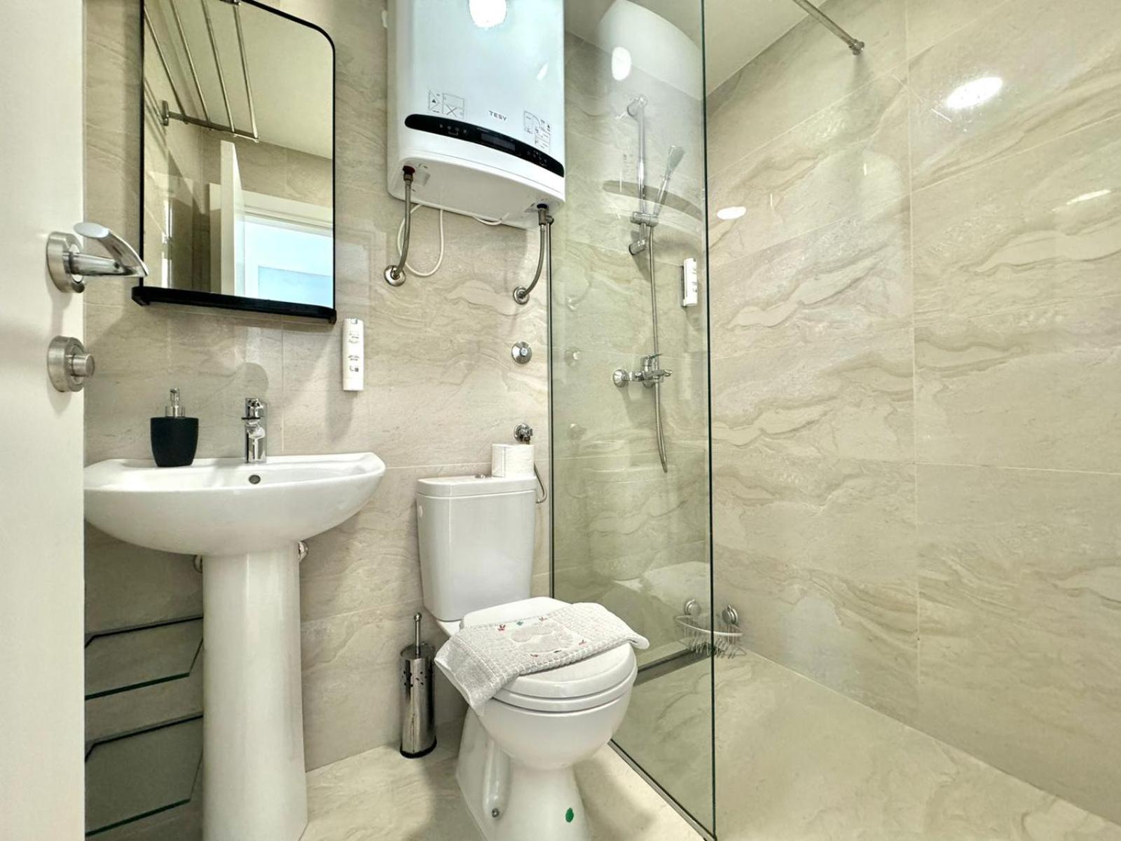 Apartmani Terminal Будва Екстер'єр фото