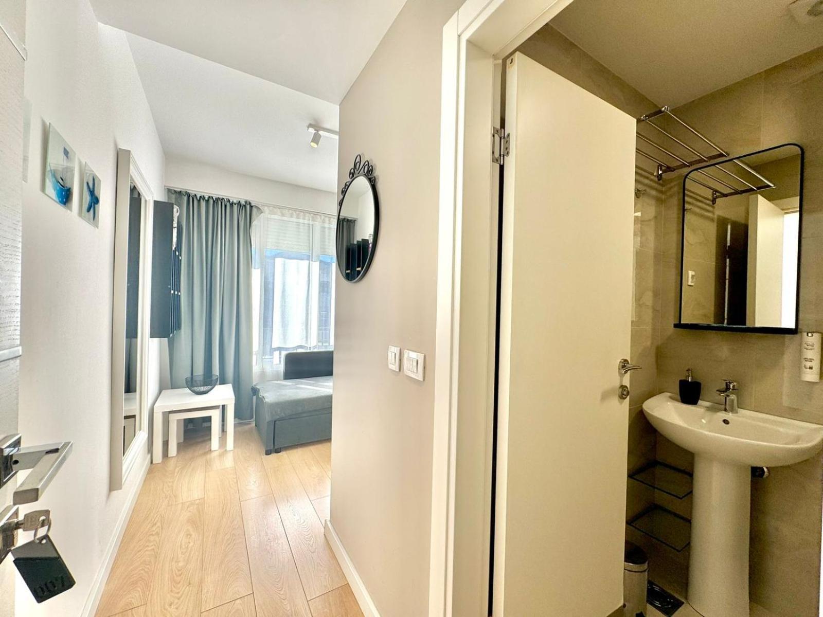 Apartmani Terminal Будва Екстер'єр фото